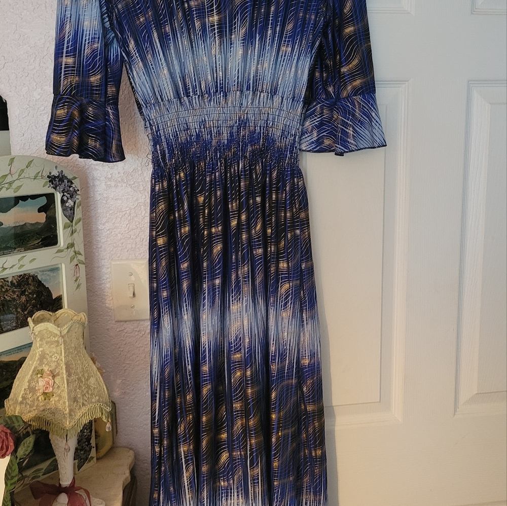Elegant Blue and Gold Women's Dress